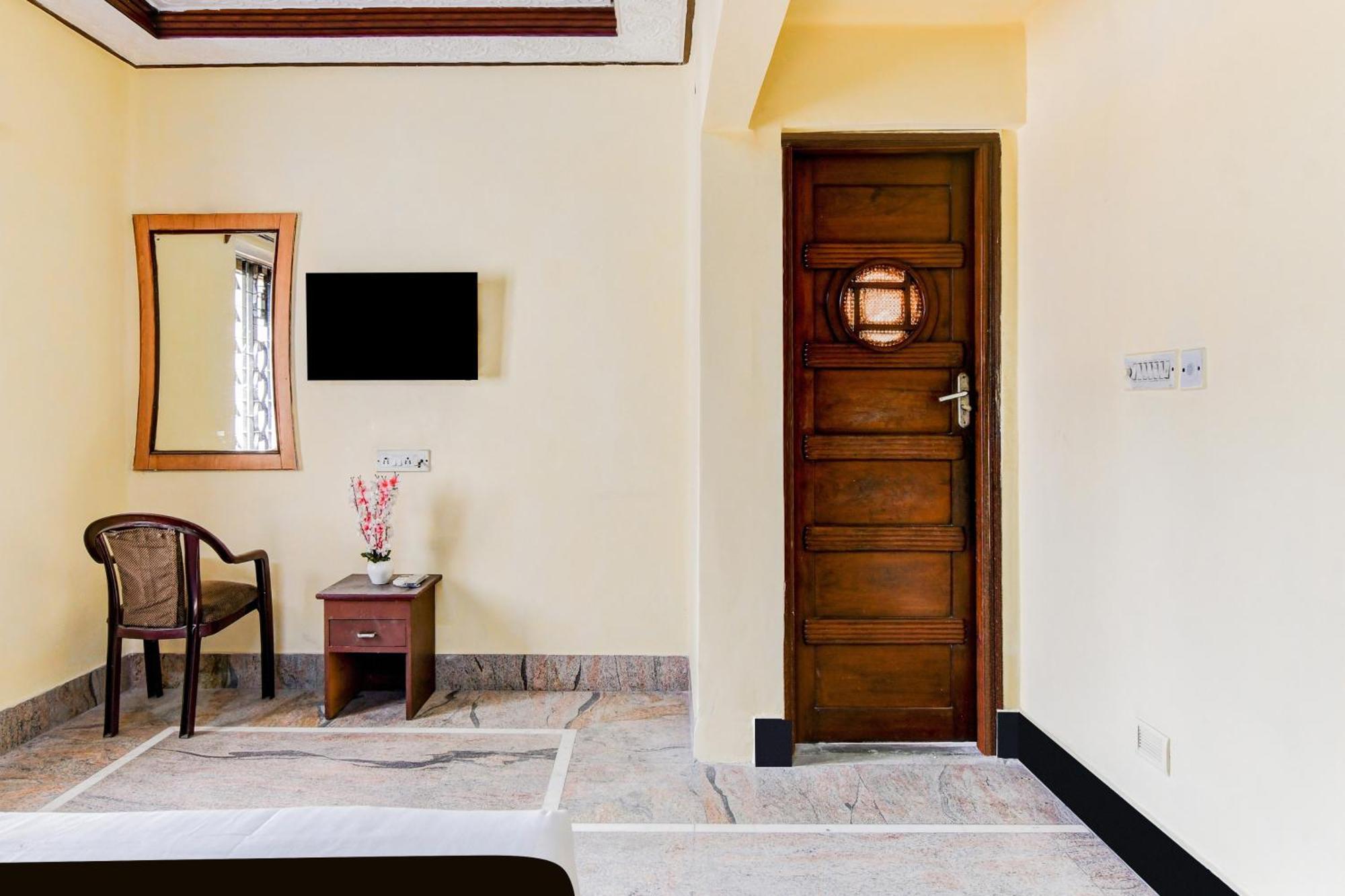 כלכותה Super Hotel O Lenin Sarani מראה חיצוני תמונה