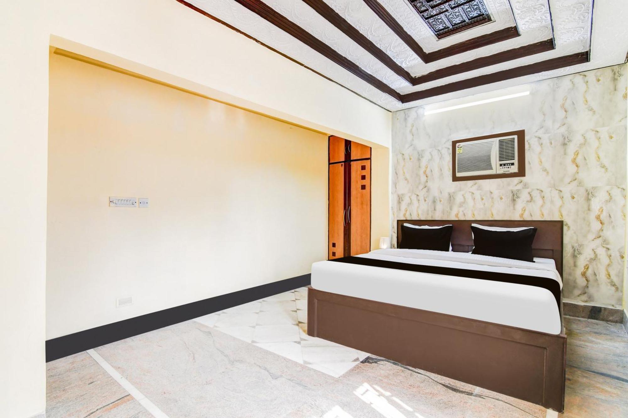 כלכותה Super Hotel O Lenin Sarani מראה חיצוני תמונה